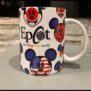Disney Mickey Mouse Epcot ceramic coffee mug